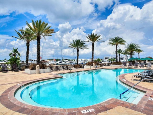 5707 YEATS MANOR DRIVE 201, Tampa, FL 33616