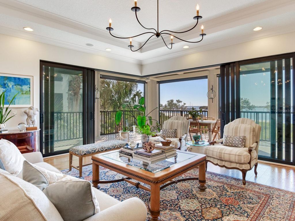 Image 13 of property listing at 5707 YEATS MANOR DRIVE 201, Tampa, FL 33616