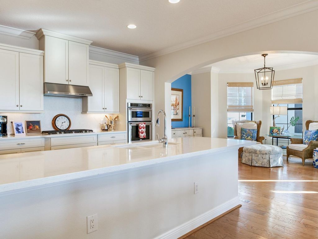 Image 26 of property listing at 5707 YEATS MANOR DRIVE 201, Tampa, FL 33616