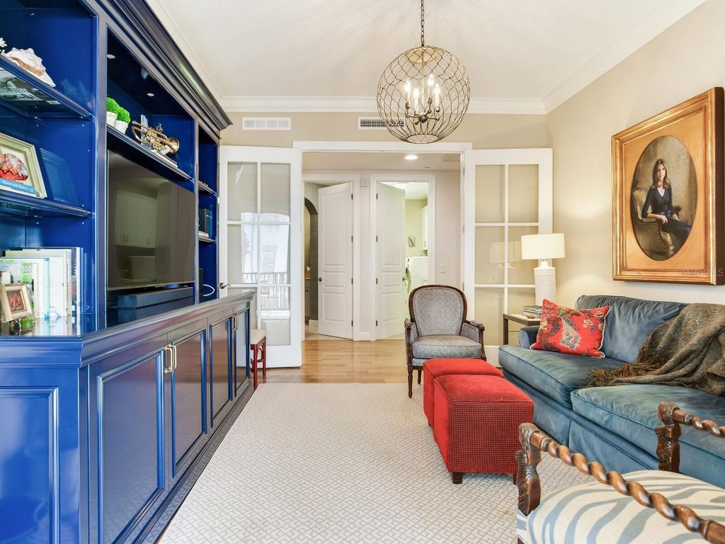 Image 38 of property listing at 5707 YEATS MANOR DRIVE 201, Tampa, FL 33616