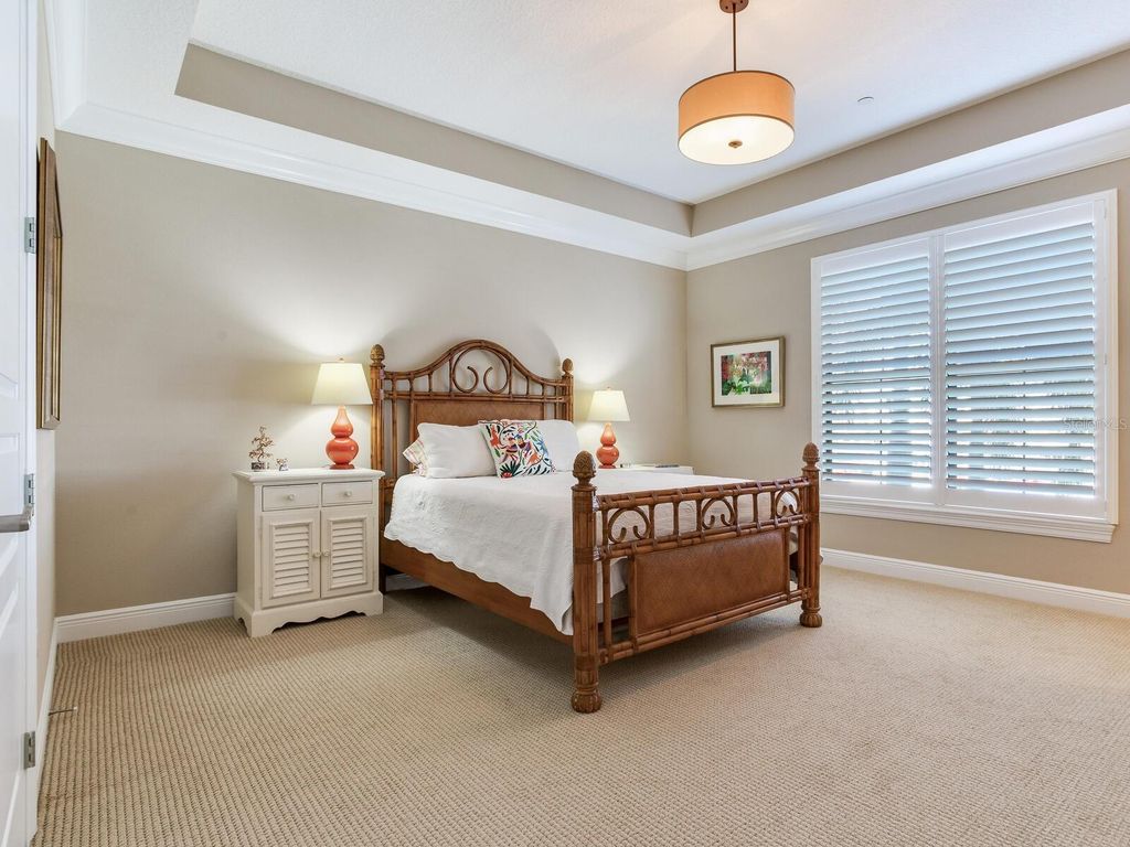 Image 48 of property listing at 5707 YEATS MANOR DRIVE 201, Tampa, FL 33616