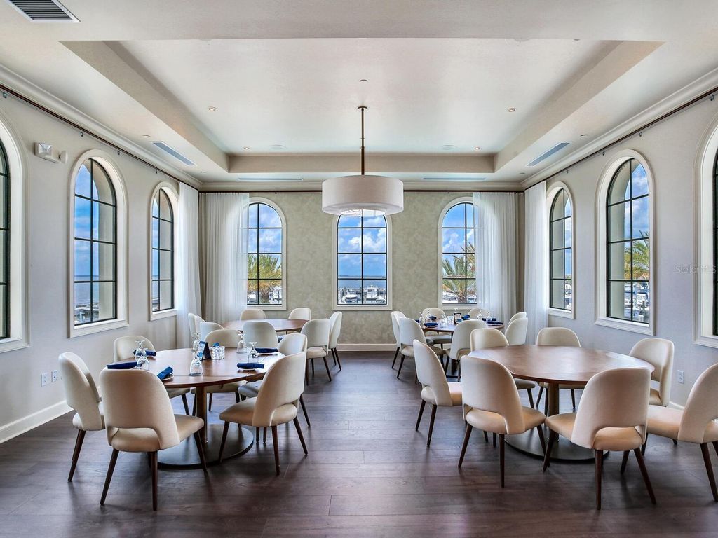 Image 74 of property listing at 5707 YEATS MANOR DRIVE 201, Tampa, FL 33616