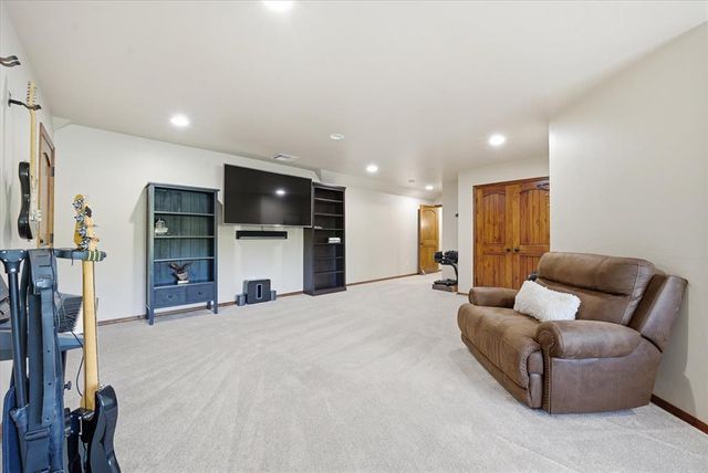 3812 Newburg Drive, Choctaw, OK 73020