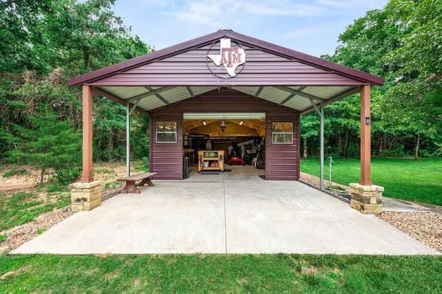 3812 Newburg Drive, Choctaw, OK 73020