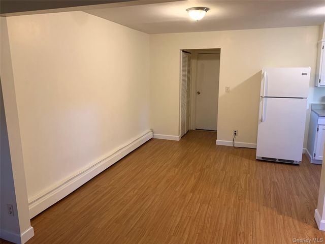 811 E 228th Street, Bronx, NY 10466