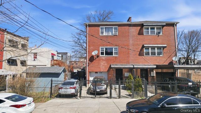 811 E 228th Street, Bronx, NY 10466