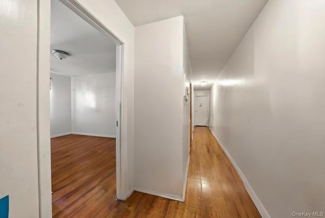 811 E 228th Street, Bronx, NY 10466