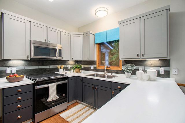 4510 James Drive Sw, Jamestown Twp, MI 49418