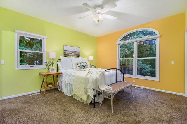 4510 James Drive Sw, Jamestown Twp, MI 49418