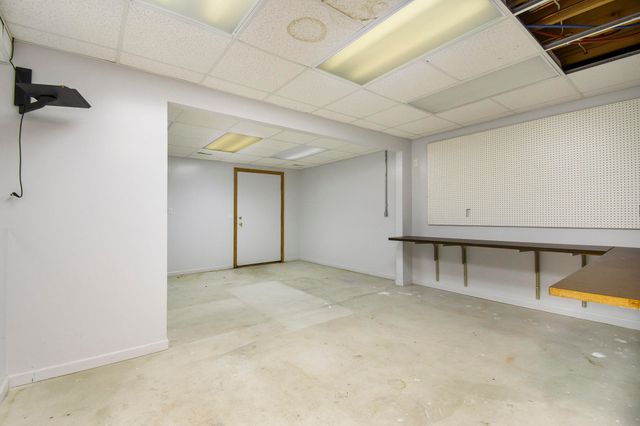 4510 James Drive Sw, Jamestown Twp, MI 49418