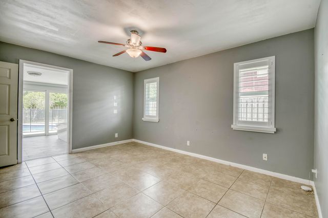 4359 Daffodil Circle N, Palm Beach Gardens, FL 33410