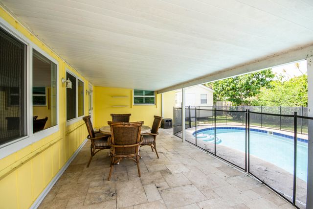 4359 Daffodil Circle N, Palm Beach Gardens, FL 33410