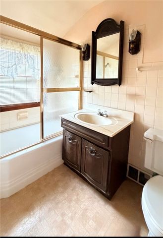 804 Grand Avenue, Aliquippa, PA 15001