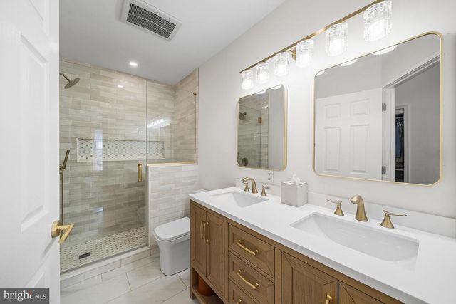 2061 SAINT ALBANS ST, Philadelphia, PA 19146
