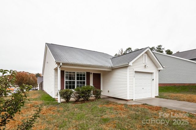 6138 Sid Crane Drive, Charlotte, NC 28216