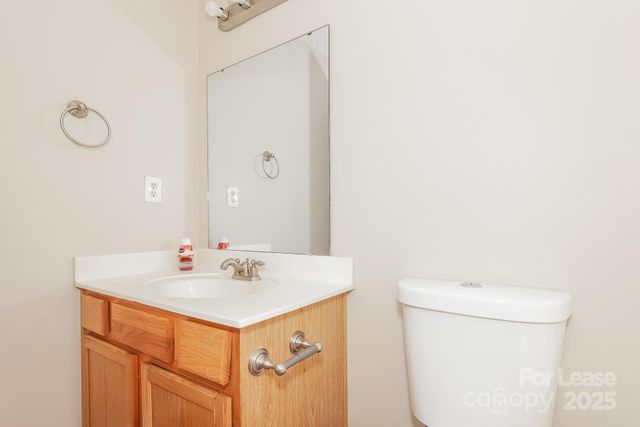 6138 Sid Crane Drive, Charlotte, NC 28216