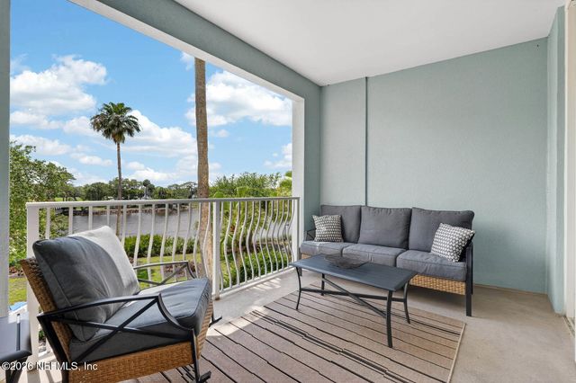102 YACHT HARBOR Drive 276, Palm Coast, FL 32137