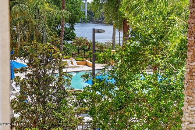 102 YACHT HARBOR Drive 276, Palm Coast, FL 32137