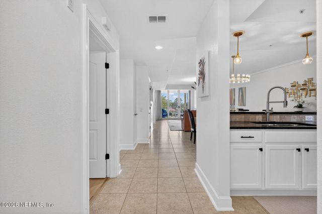102 YACHT HARBOR Drive 276, Palm Coast, FL 32137