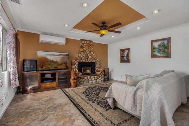 14416 Willow Rd, Lakeside, CA 92040