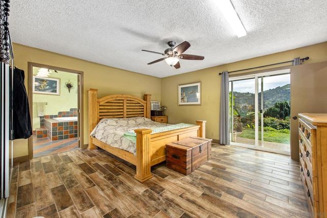 14416 Willow Rd, Lakeside, CA 92040