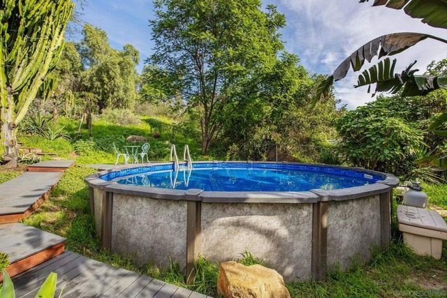 14416 Willow Rd, Lakeside, CA 92040