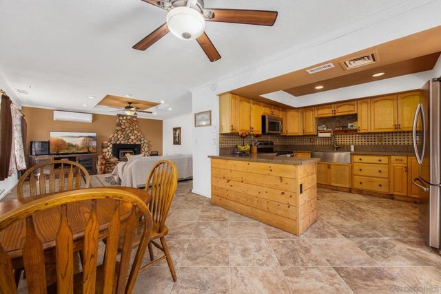 14416 Willow Rd, Lakeside, CA 92040