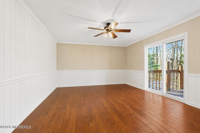 3 Manalapan Woods Drive, Manalapan, NJ 07726