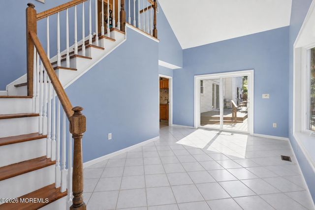 3 Manalapan Woods Drive, Manalapan, NJ 07726