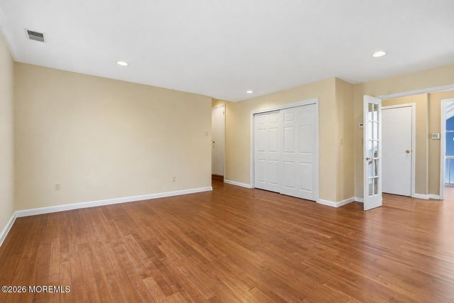 3 Manalapan Woods Drive, Manalapan, NJ 07726