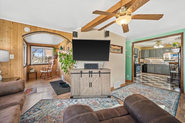 3528 S 33rd STREET, Greenfield, WI 53221