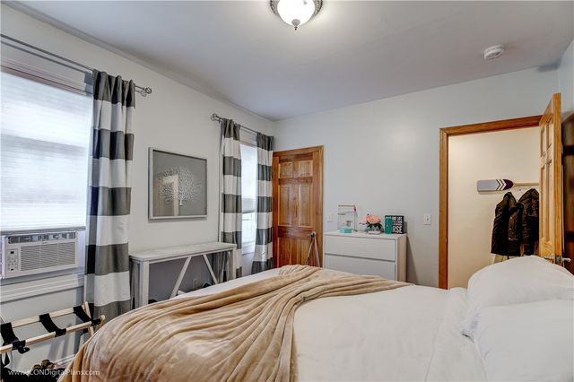 9 Waites Wharf 1, Newport, RI 02840