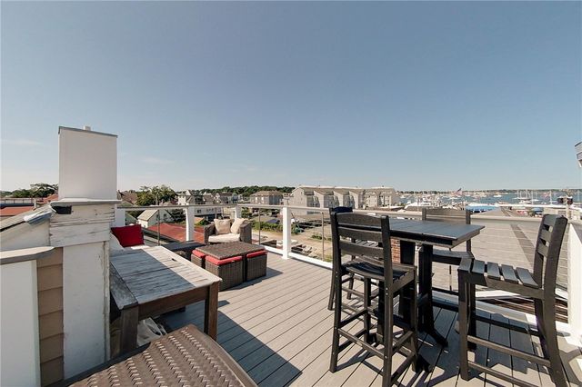 9 Waites Wharf 1, Newport, RI 02840