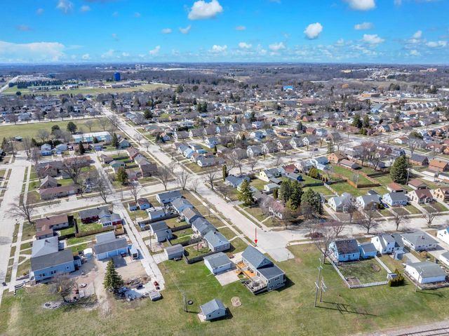 1913 Elm AVENUE, Sheboygan, WI 53081