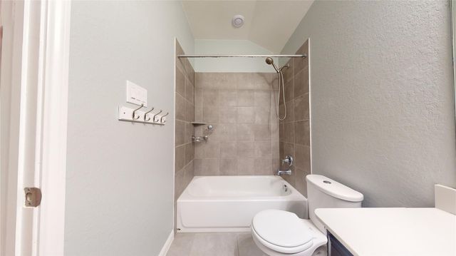 1014 Barstow Drive, Rosharon, TX 77583