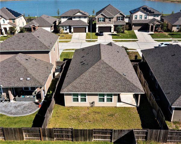 1014 Barstow Drive, Rosharon, TX 77583