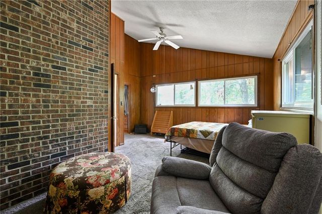 153 SE 125 Road, Warrensburg, MO 64093