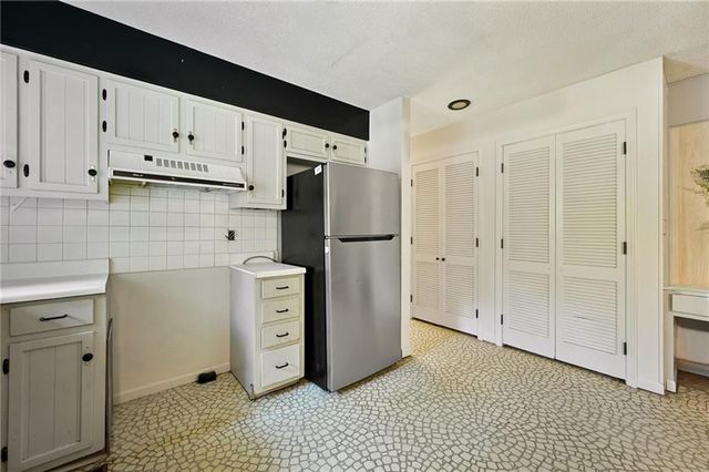 153 SE 125 Road, Warrensburg, MO 64093