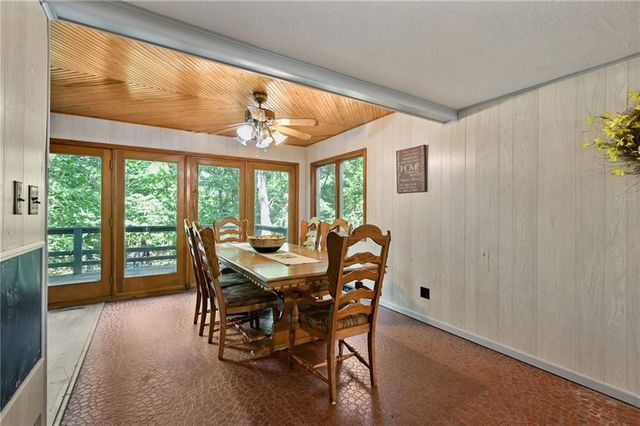 153 SE 125 Road, Warrensburg, MO 64093