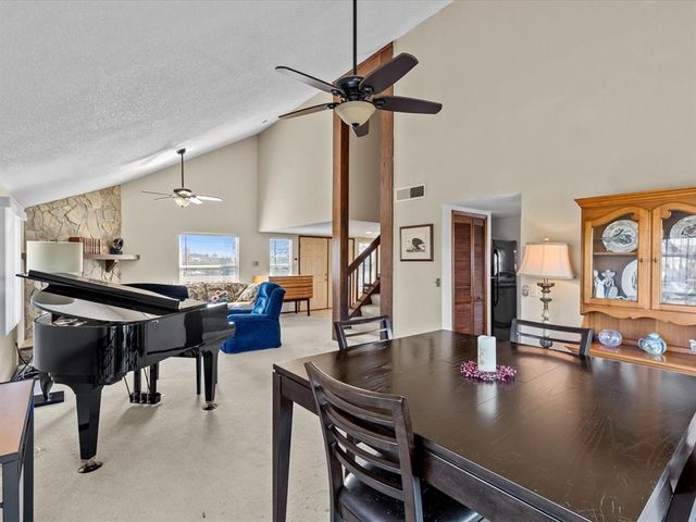 1614 SEA BREEZE DRIVE, Tarpon Springs, FL 34689
