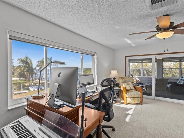 1614 SEA BREEZE DRIVE, Tarpon Springs, FL 34689