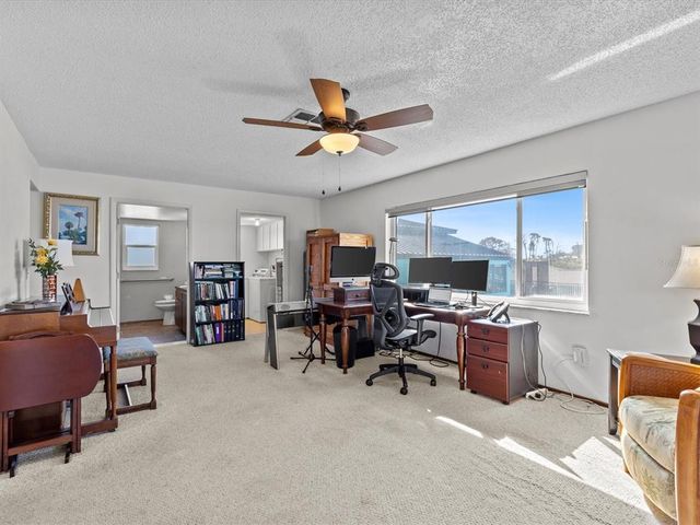 1614 SEA BREEZE DRIVE, Tarpon Springs, FL 34689