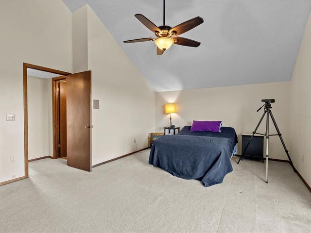 1614 SEA BREEZE DRIVE, Tarpon Springs, FL 34689
