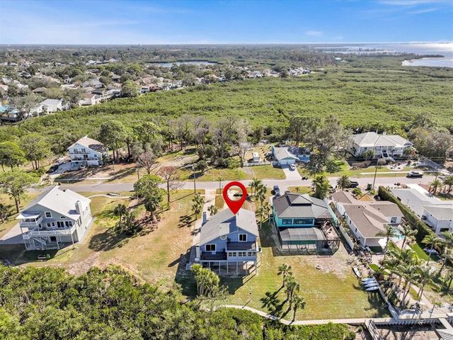 1614 SEA BREEZE DRIVE, Tarpon Springs, FL 34689
