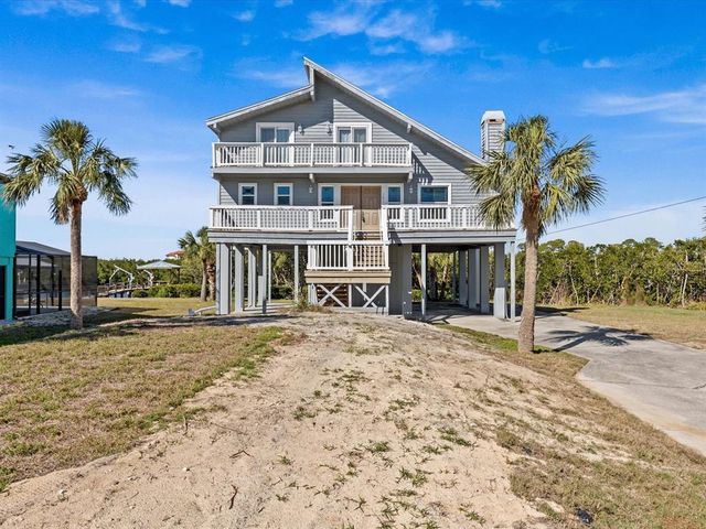 1614 SEA BREEZE DRIVE, Tarpon Springs, FL 34689