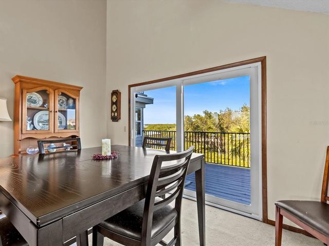 1614 SEA BREEZE DRIVE, Tarpon Springs, FL 34689