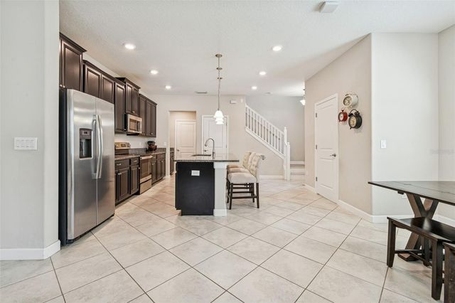 6867 CITRUS CREEK LANE, Tampa, FL 33625