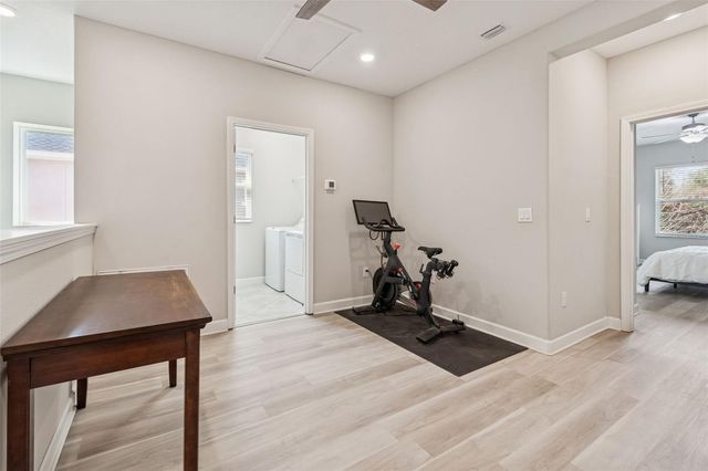 6867 CITRUS CREEK LANE, Tampa, FL 33625