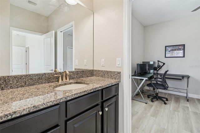 6867 CITRUS CREEK LANE, Tampa, FL 33625