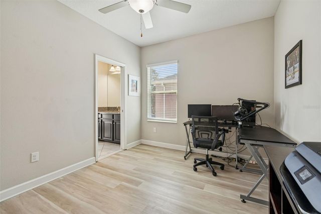 6867 CITRUS CREEK LANE, Tampa, FL 33625